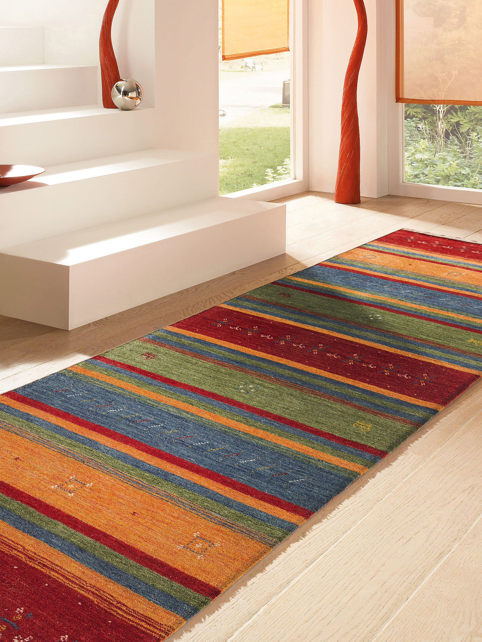 Mhasala Loribaff, Multicolor