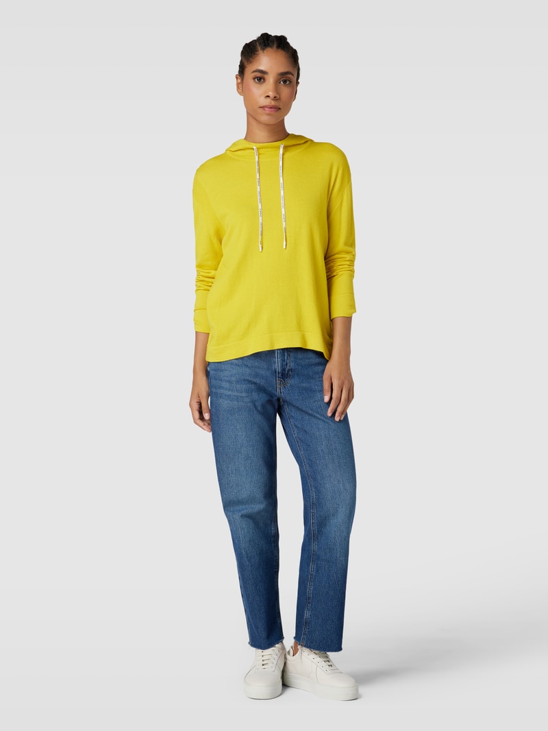 Strickpullover mit verlängertem Rückenteil in gelb