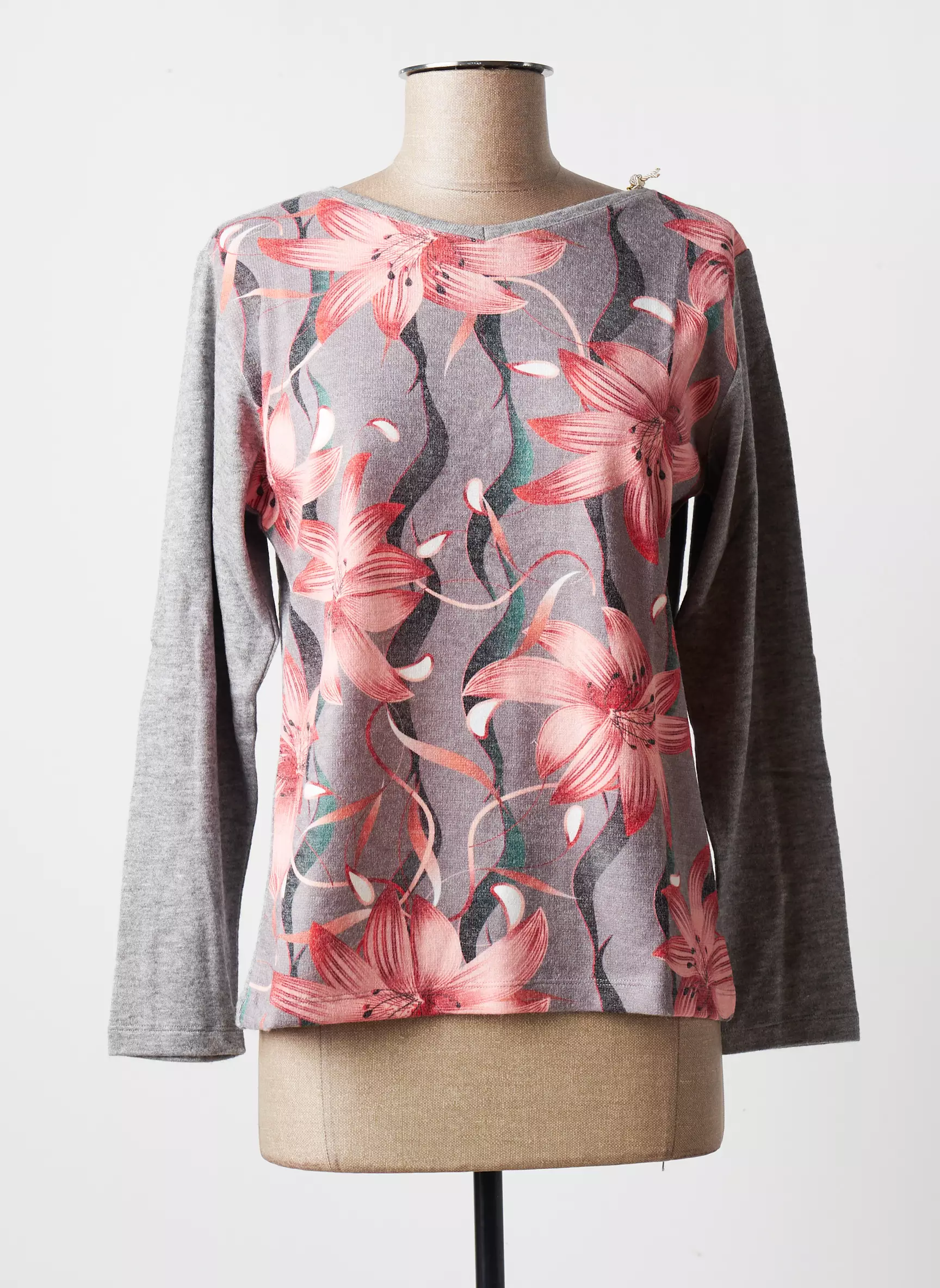 Blanc Boheme Pulls Femme couleur gris