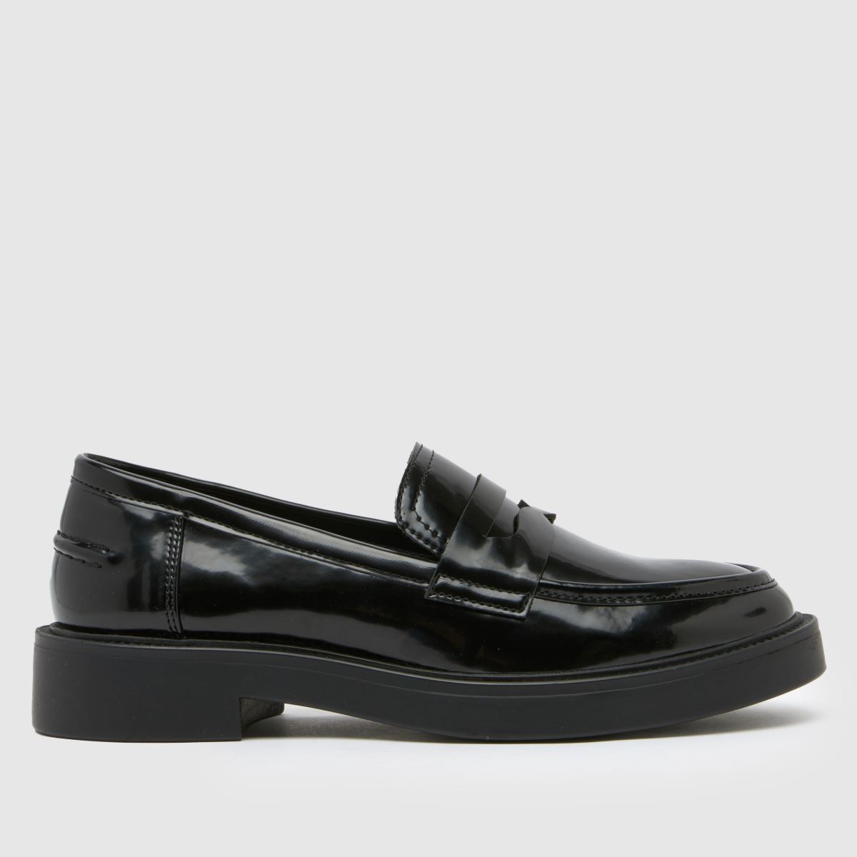 Schuh – Lorna – Svarta, platta loafers med slät sula