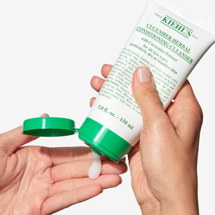 Kiehl'sov čistilni balzam s kumarico in zeliščnimi sestavinami