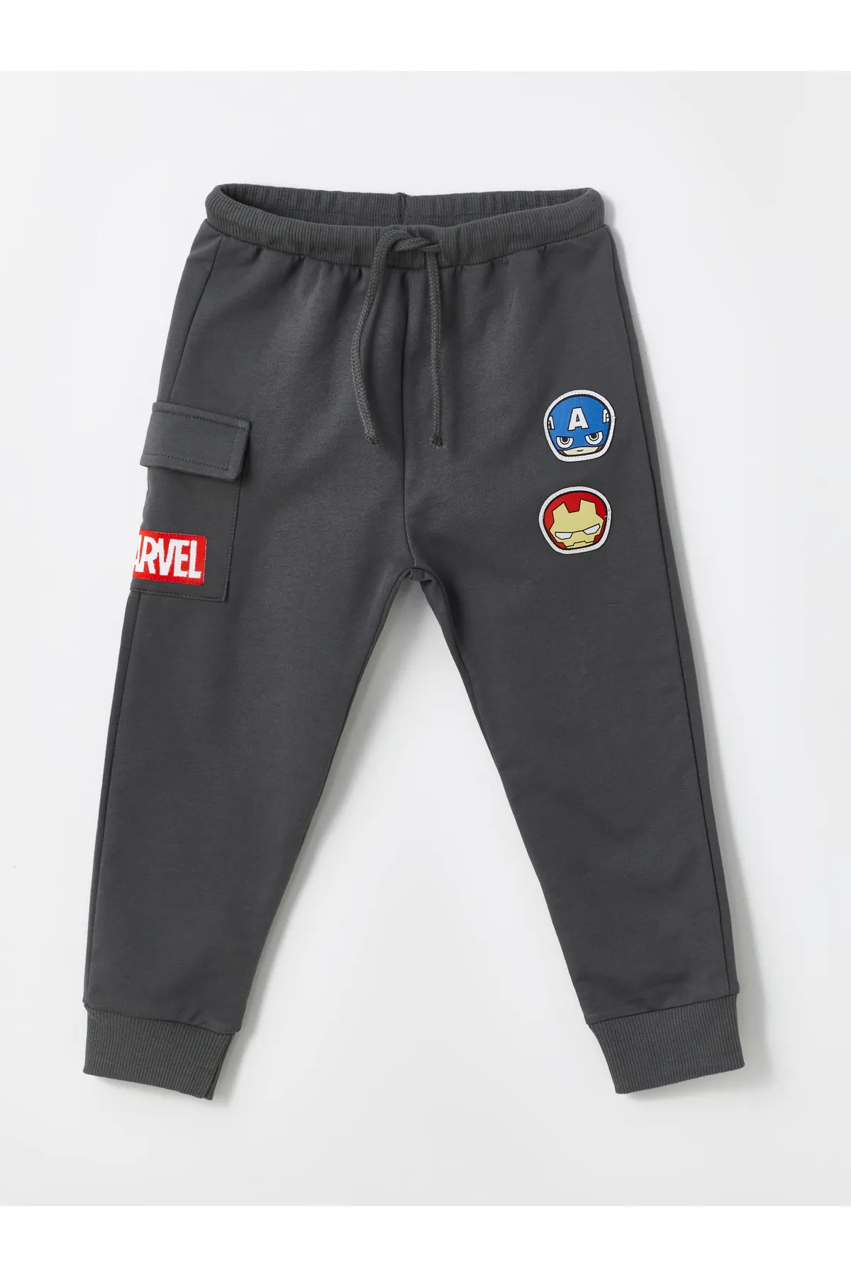 LC Waikiki  2-teiliges Set aus kurzärmligem Spiderman-Sweatshirt und Jogginghose für Babys mit Rundhalsausschnitt