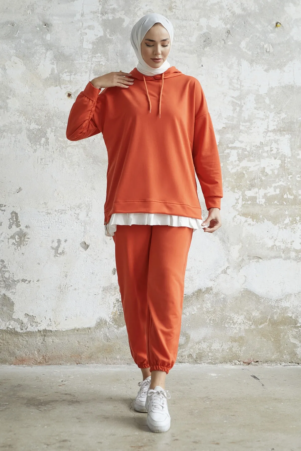InStyle  Losya Doppelanzug mit Kapuze und seitlichen Reißverschlüssen – Orange