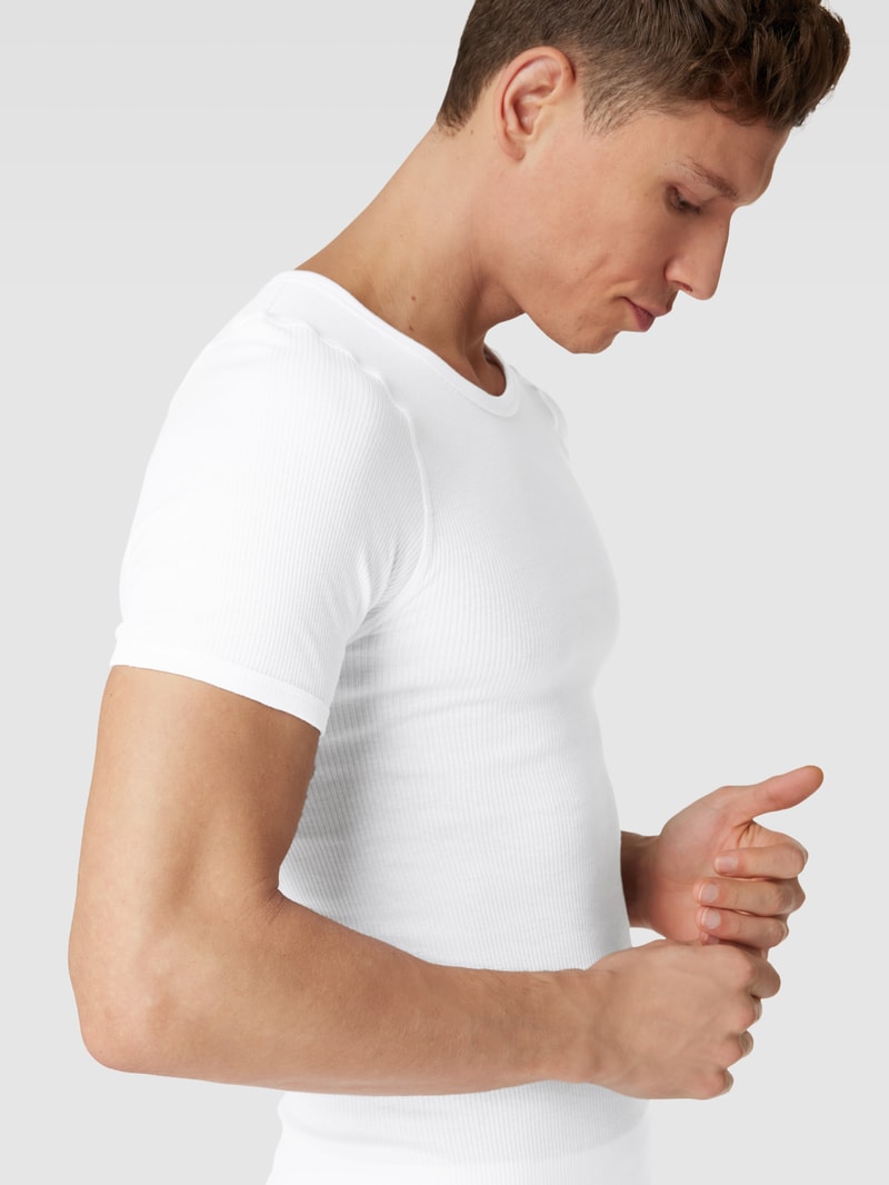 T-Shirt in Ripp-Optik in weiß