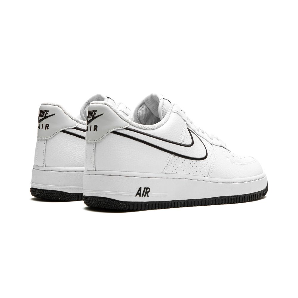 Nike Air Force 1 07 FJ4211-100 / weiss