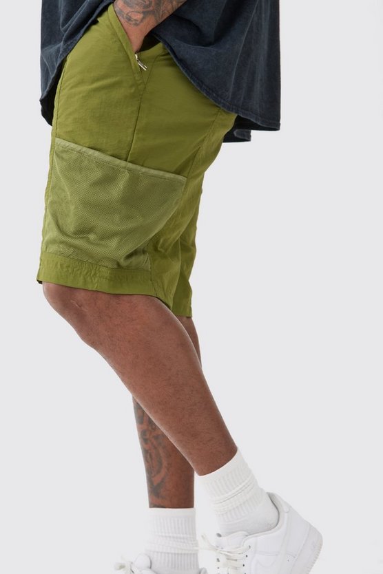 Plus Utility-Shorts mit elastischem Bund und Mesh-Taschen