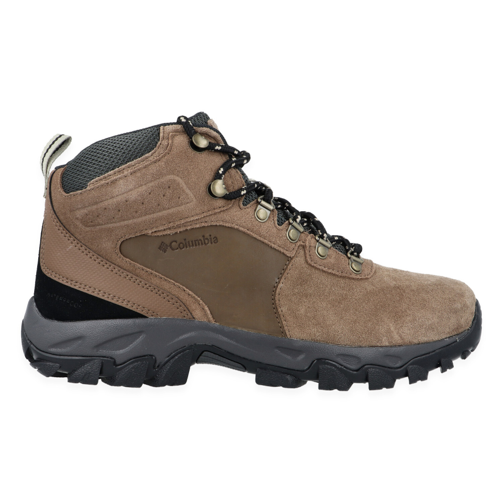 Columbia Newton Ridge Plus II 1746411204 / braun