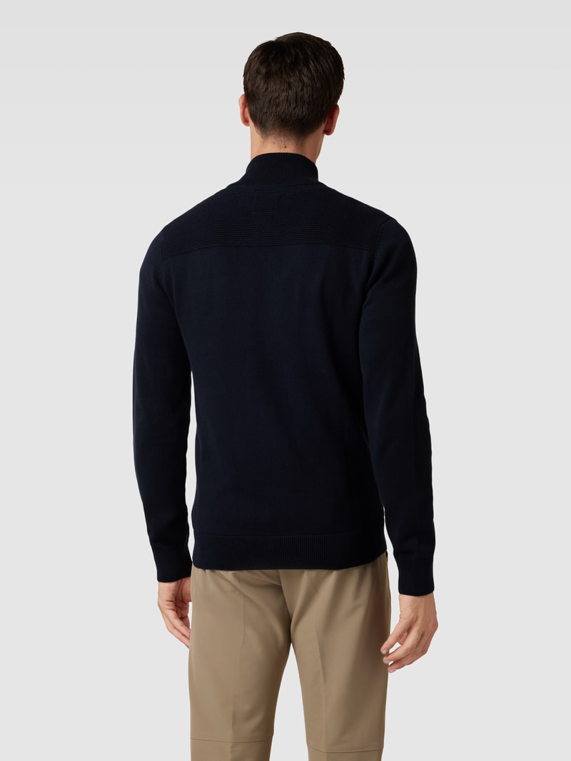 Strickjacke mit Stehkragen in marineblau