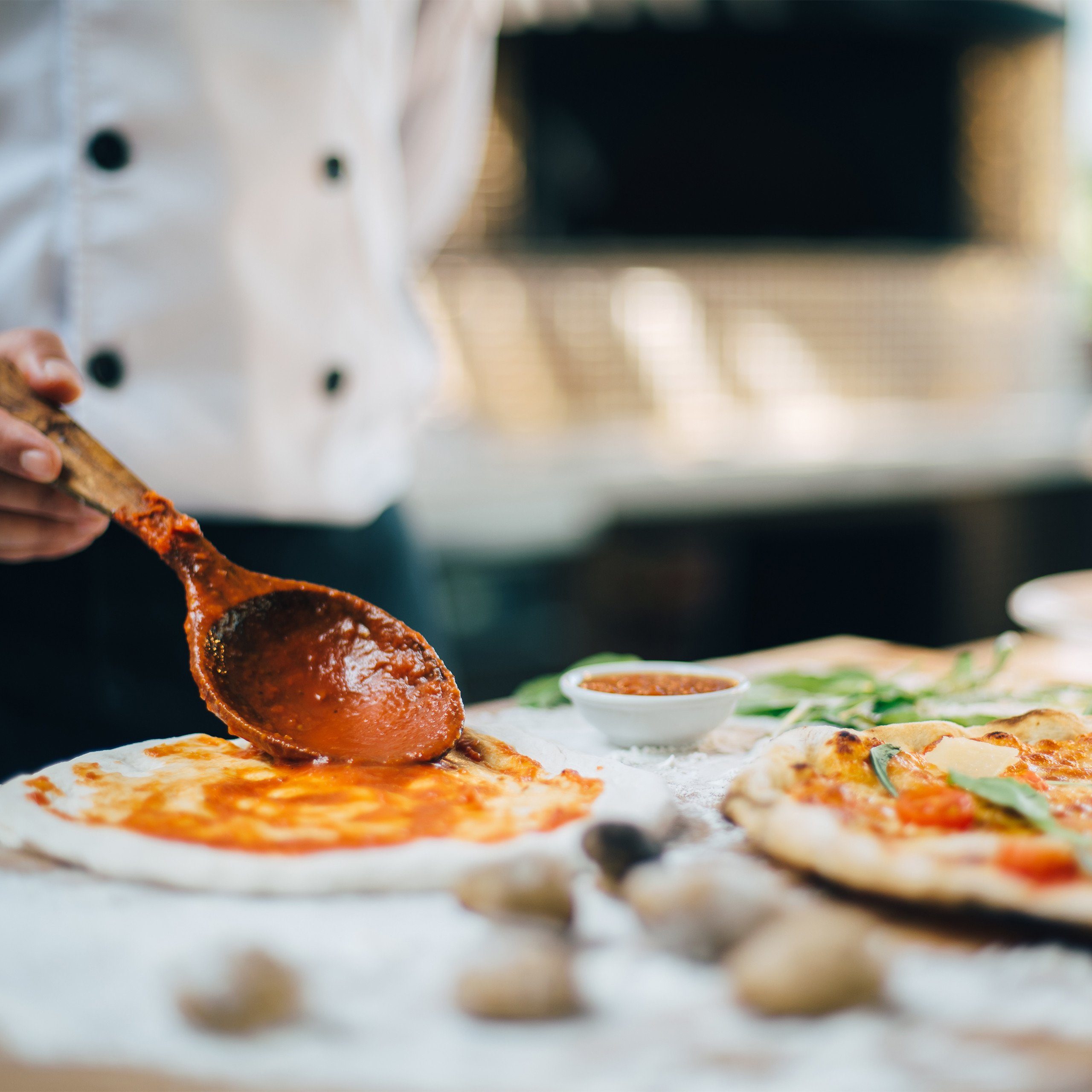 relaxdays Pizzablech Pizzablech rund 2er Set, Stahl
