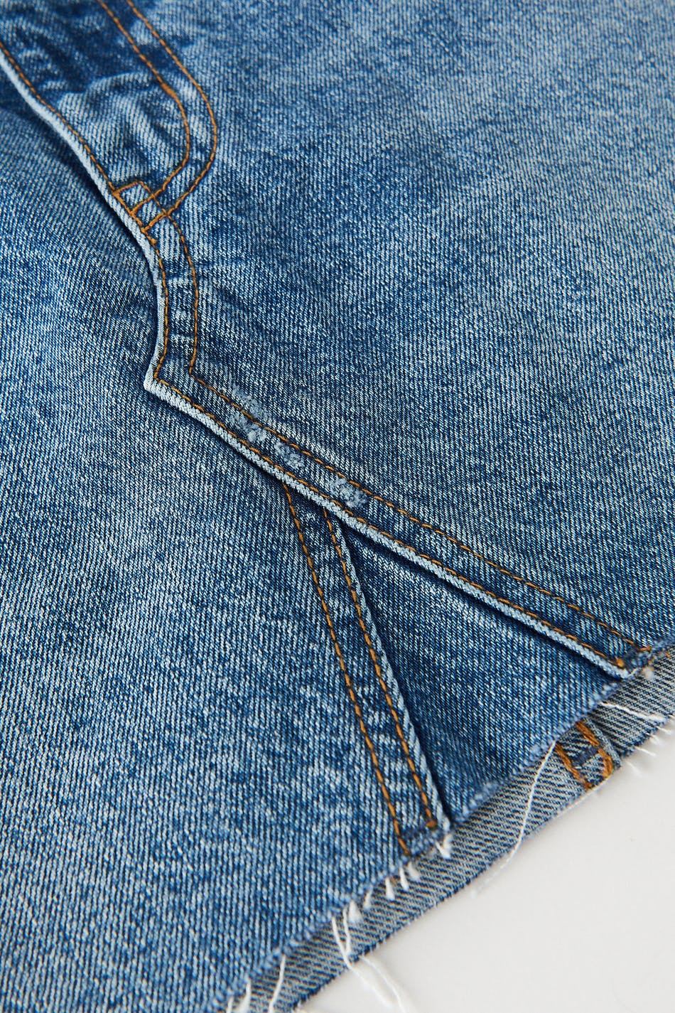 Low vintage denim skirt