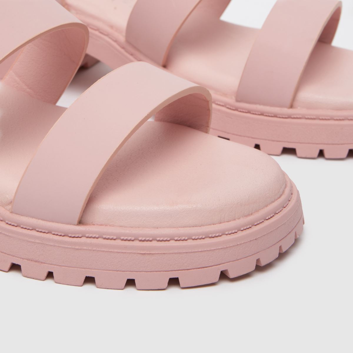 Schuh halványrózsaszín taffy sarkú lányos ifjúsági szandál
