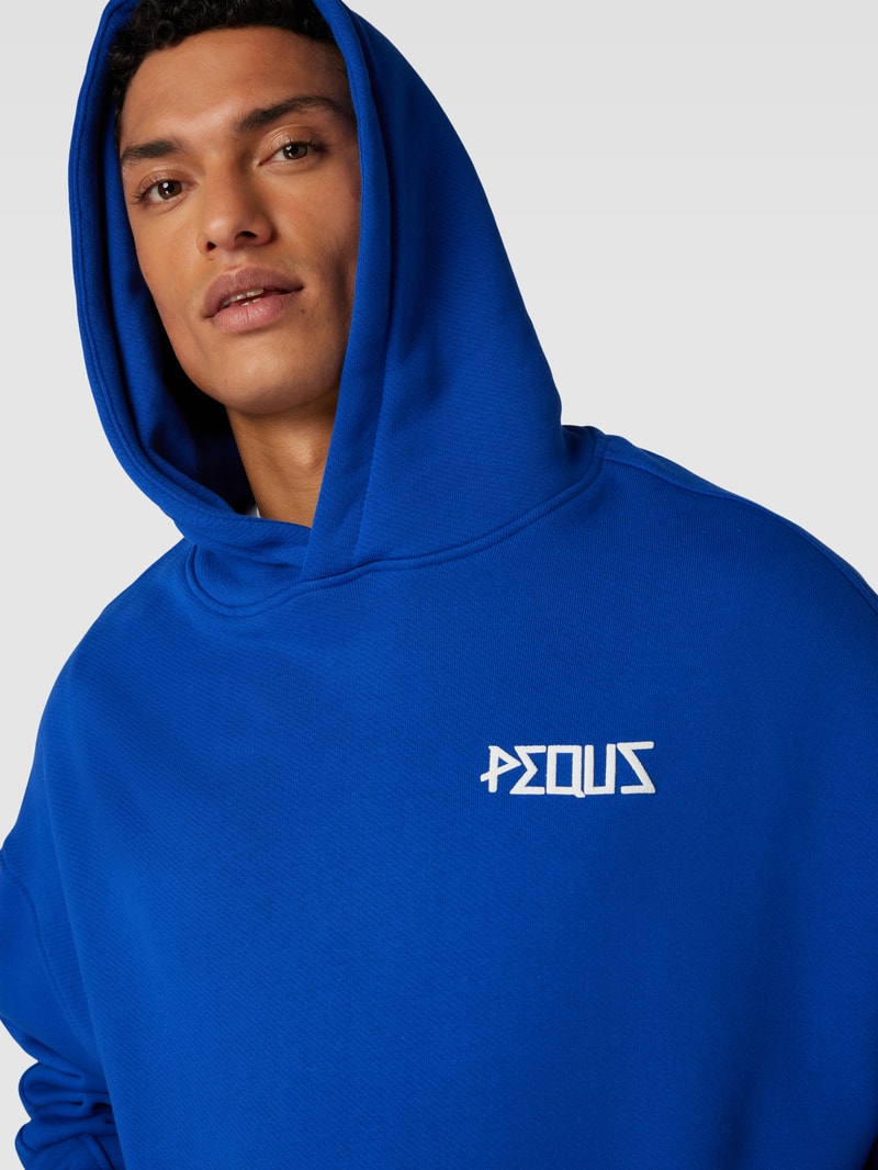 Hoodie mit Label-Print in royalblau