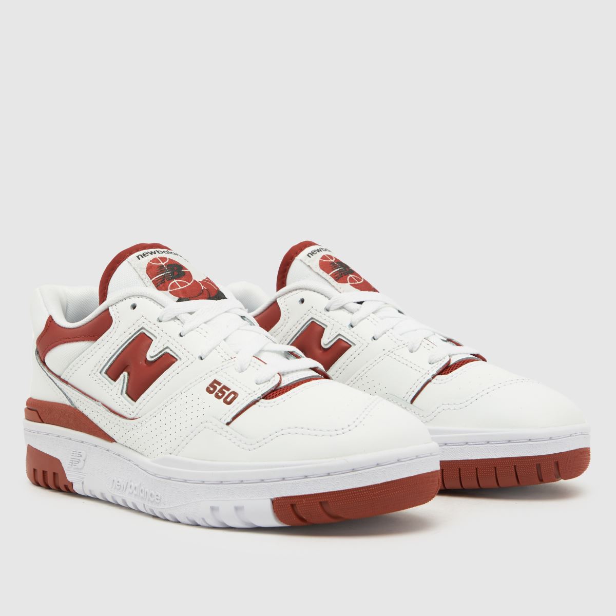 New Balance bb550 cipők fehér és piros színben