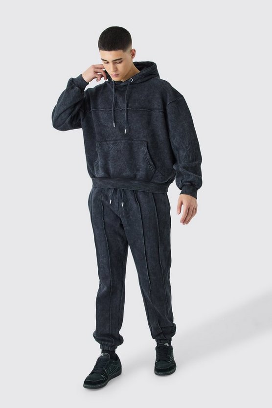 Kastiger Oversize Trainingsanzug mit Naht-Detail und Acid-Waschung