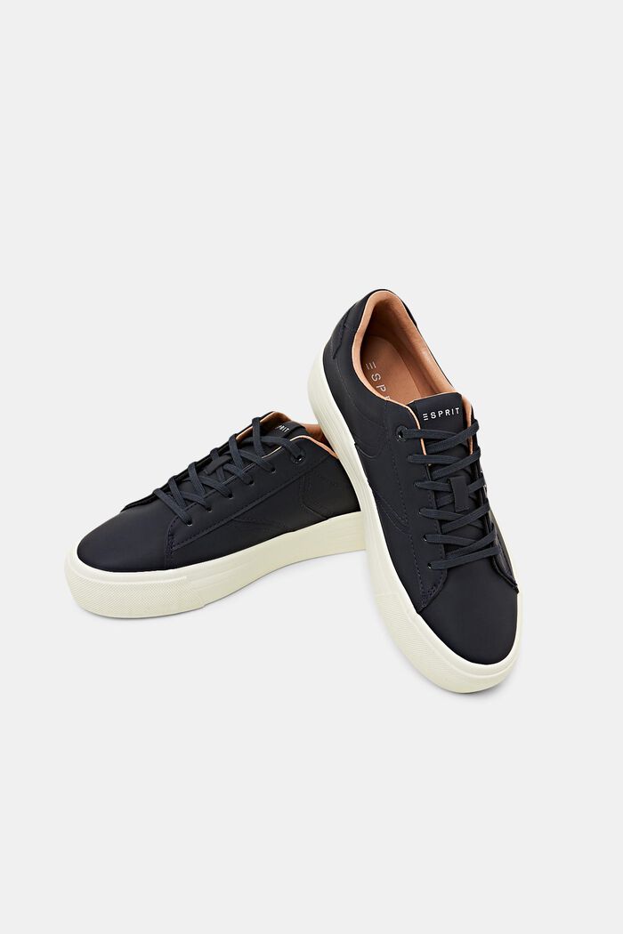 Plateau-Sneakers aus veganem Leder