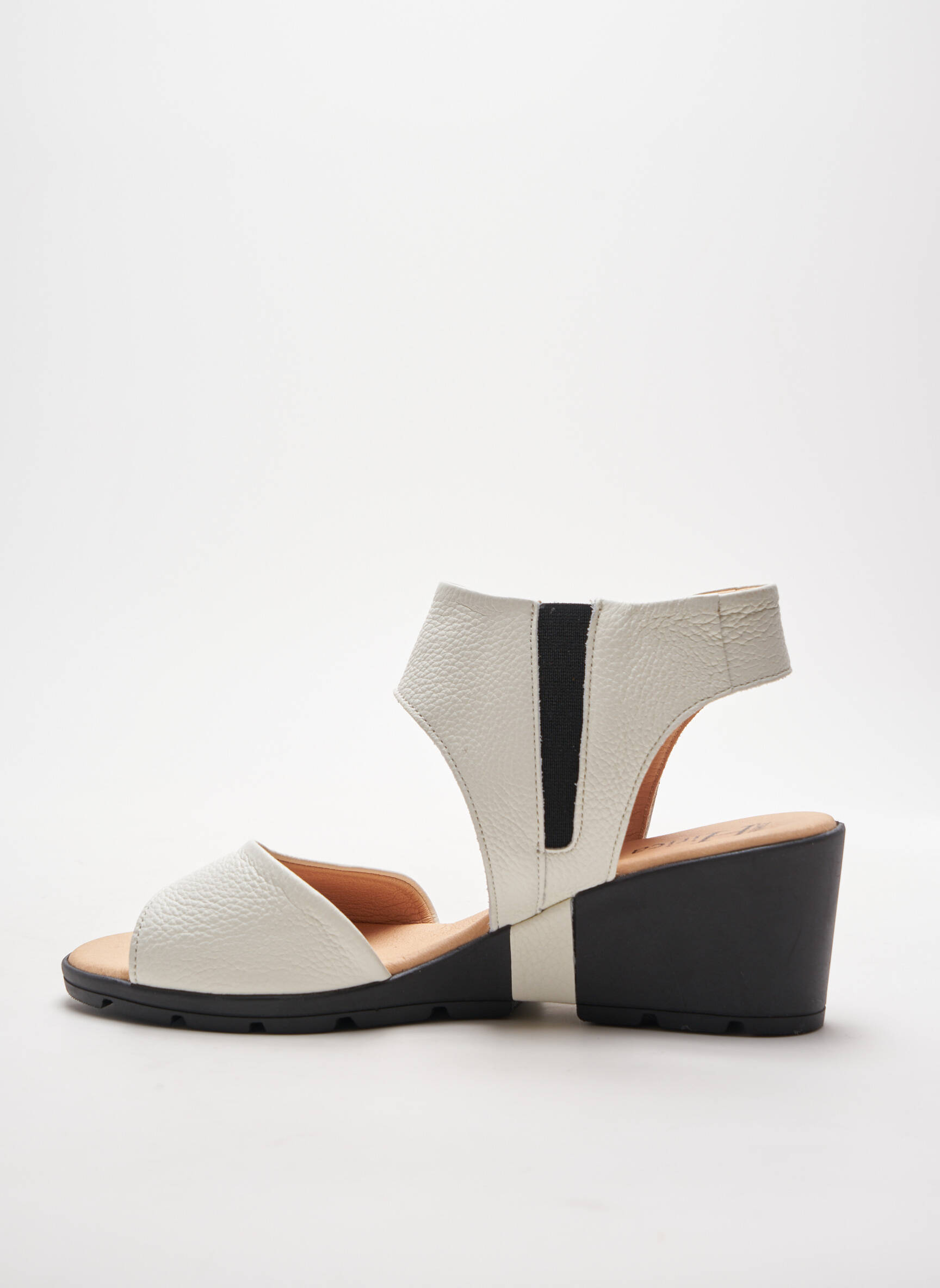 Hirica Sandales Nu Pieds Femme couleur blanc
