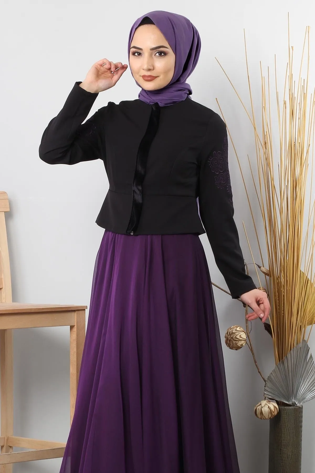 Modamihram  Jacke mit bestickter Hijab-Kombination Lila 8942