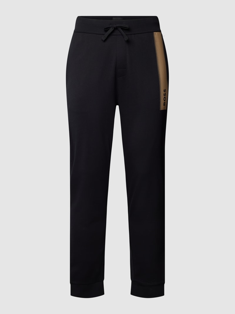 Sweatpants mit Label-Detail in schwarz