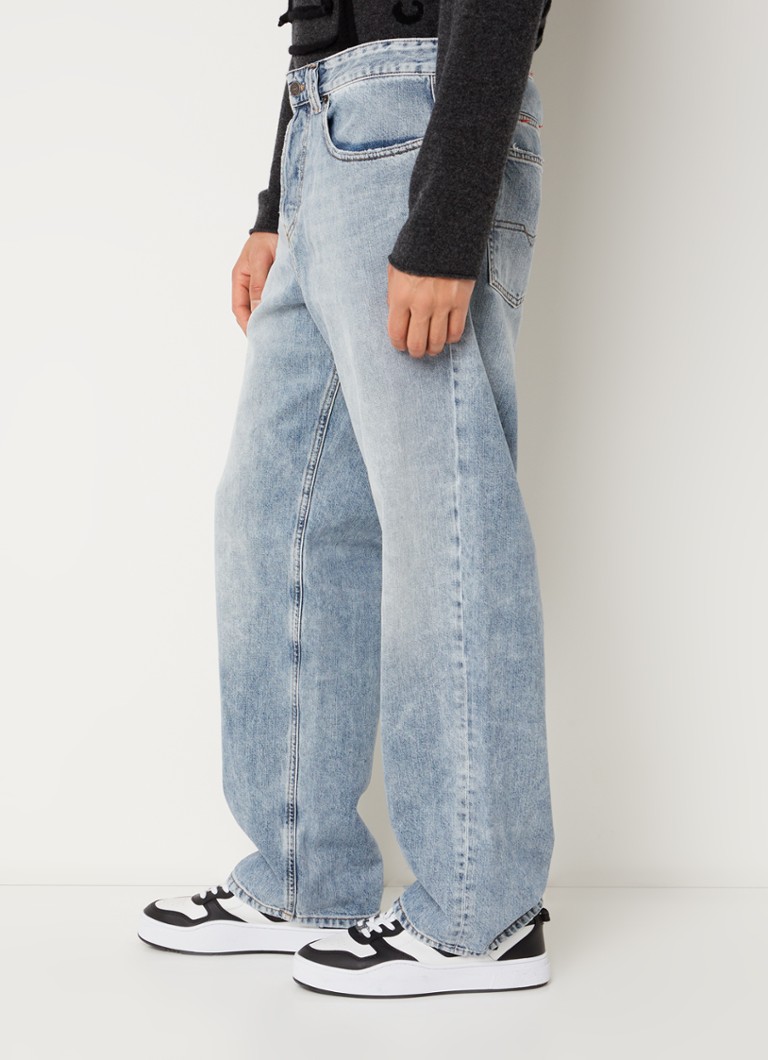 Diesel 2001 D-Macro løs passform jeans med medium vask