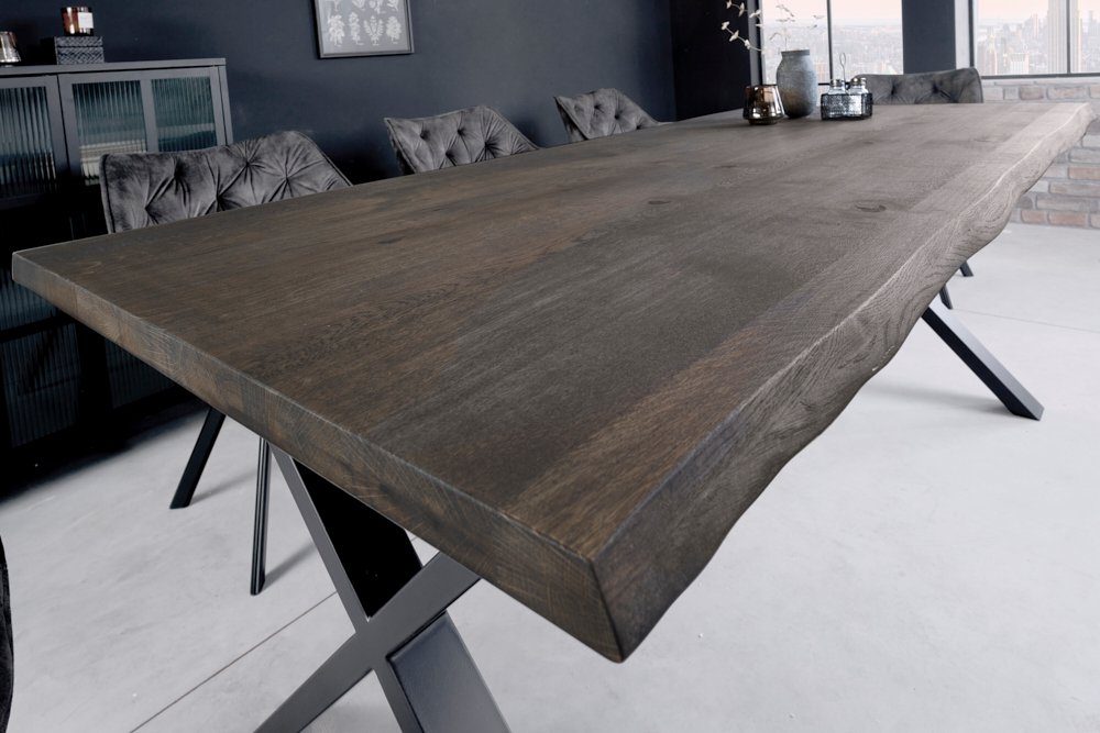 riess-ambiente Baumkantentisch WILD OAK 160cm grau (smoke finish) / schwarz (Einzelartikel, 1-St), Massivholz · Metall · X-Gestell · Wildeiche · geölt · verlängerbar