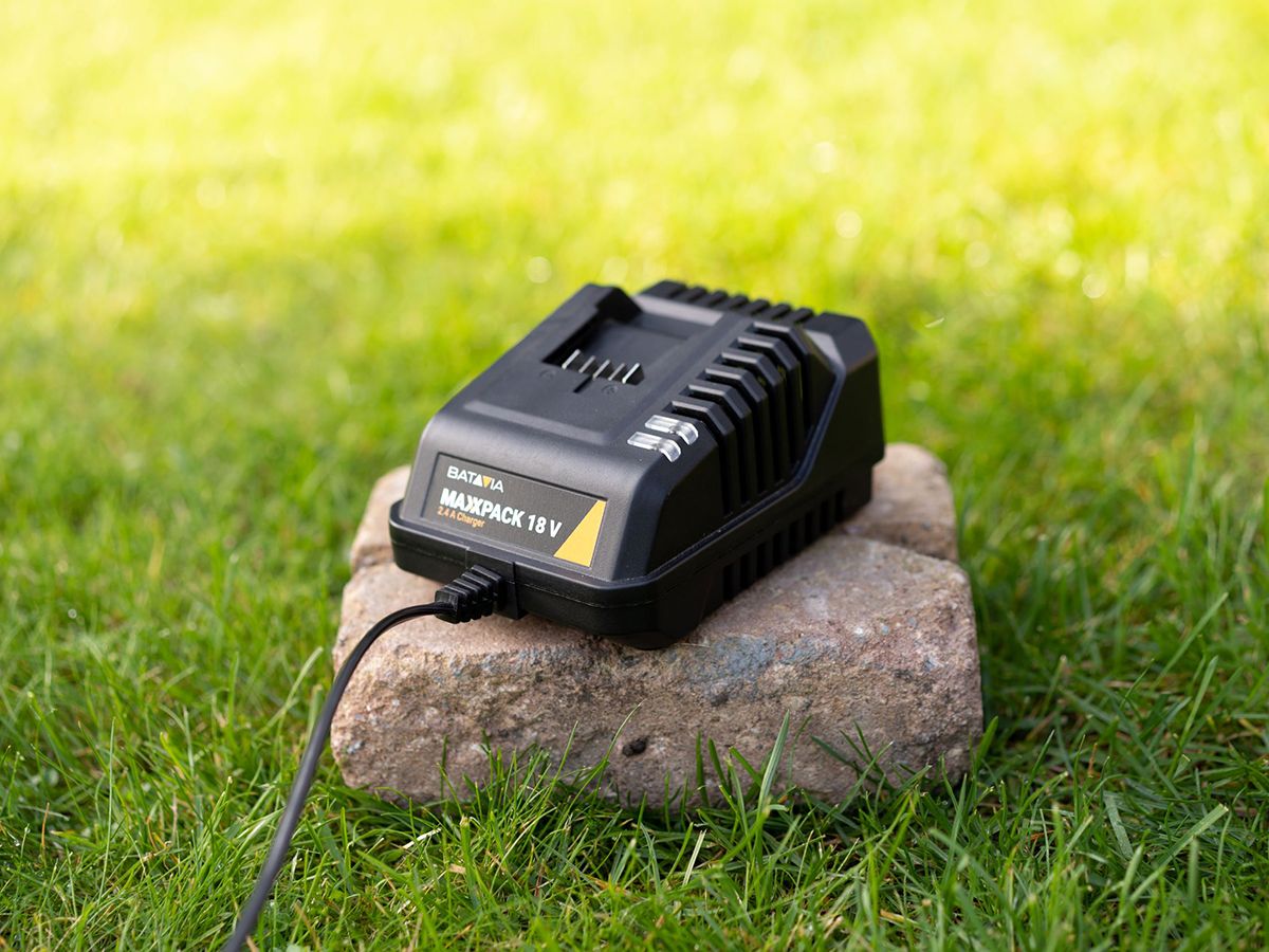 Batavia Maxxpack 18 Volt 2.4 Ah Ladegerät
