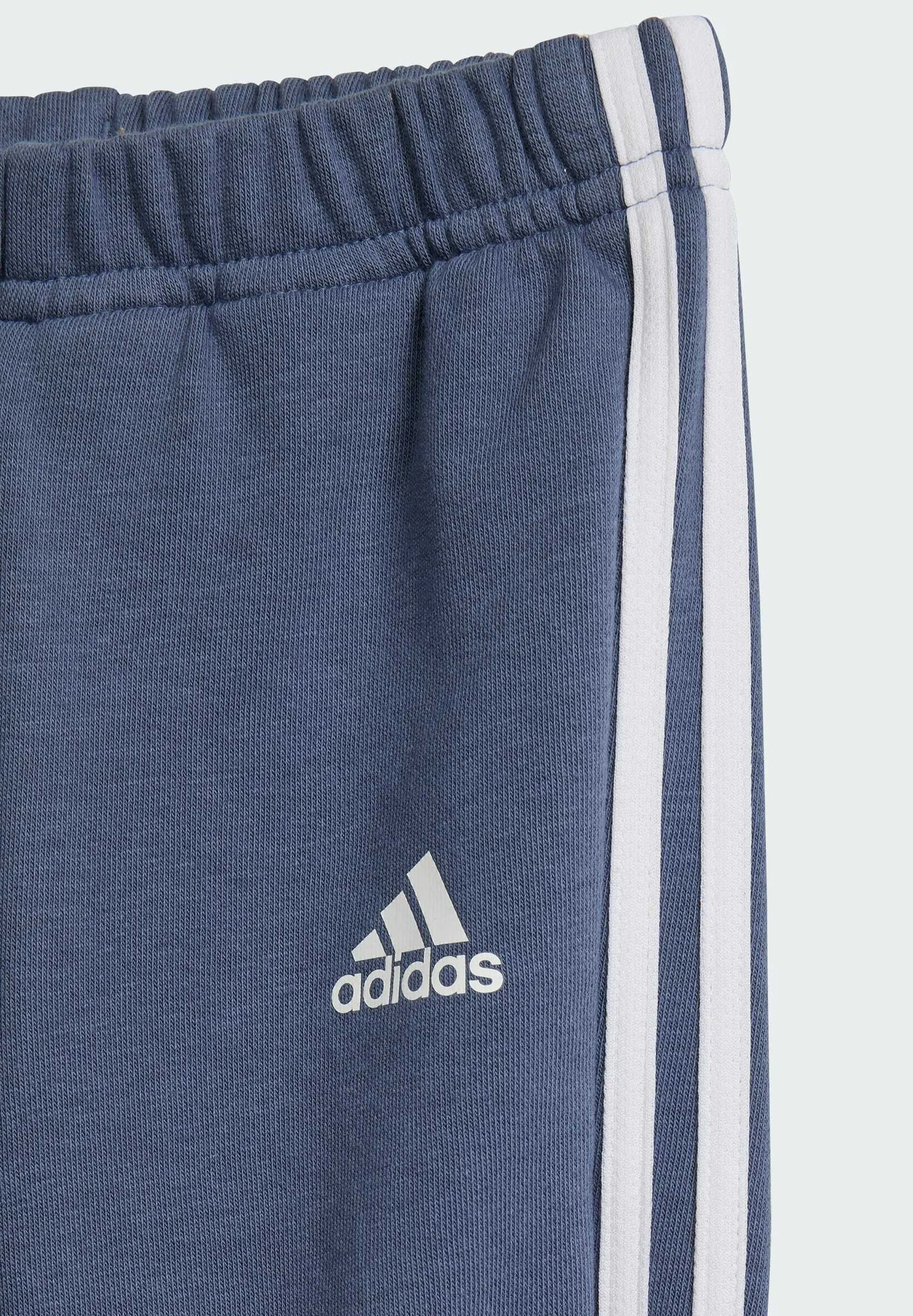 adidas Performance ESSENTIALS 3-STRIPES NIÑO - Chándal