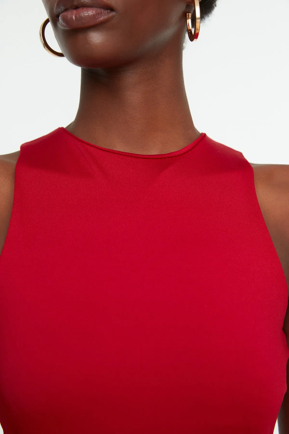 Trendyol Collection  Weinroter Neckholder-Body aus Stretch-Strick mit Druckknöpfen TWOSS20BD0044