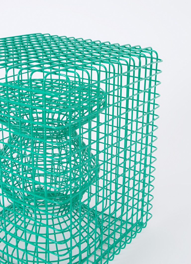 WOLSPOTTEN Wire Zig Zag stool 47 cm