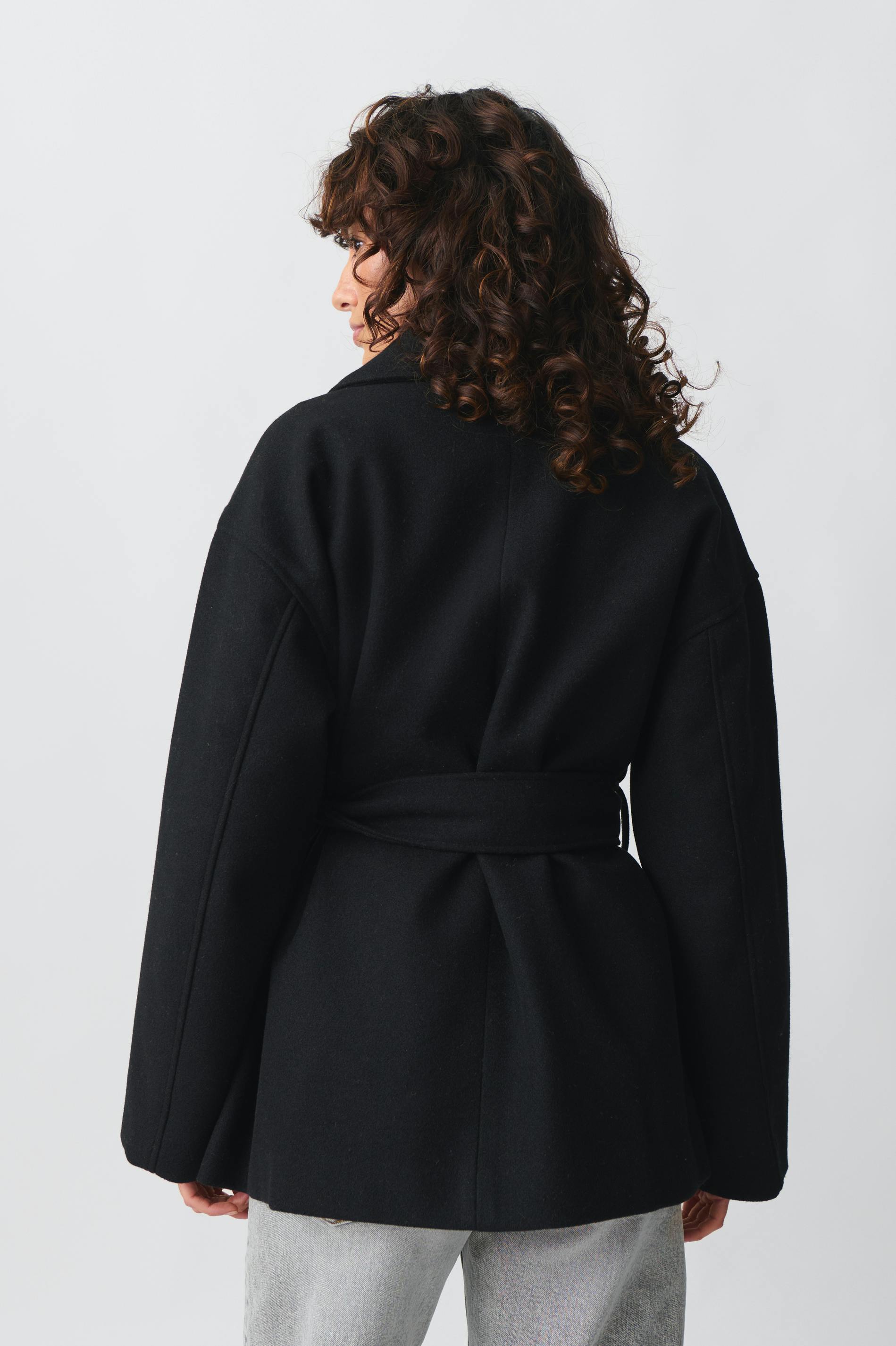Shawl collar short coat