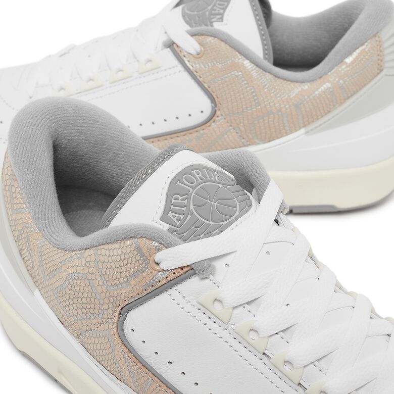 JORDAN Air Jordan 2 Low 