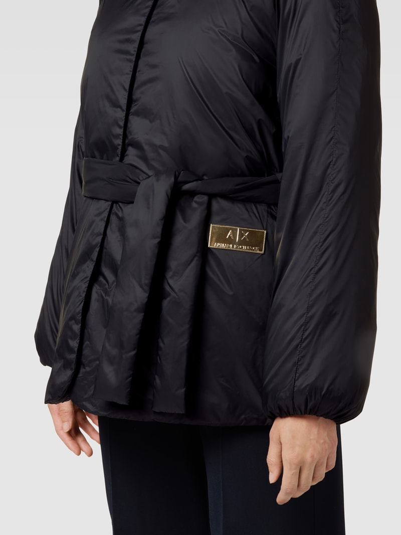 Winterjacke mit Stehkragen in schwarz