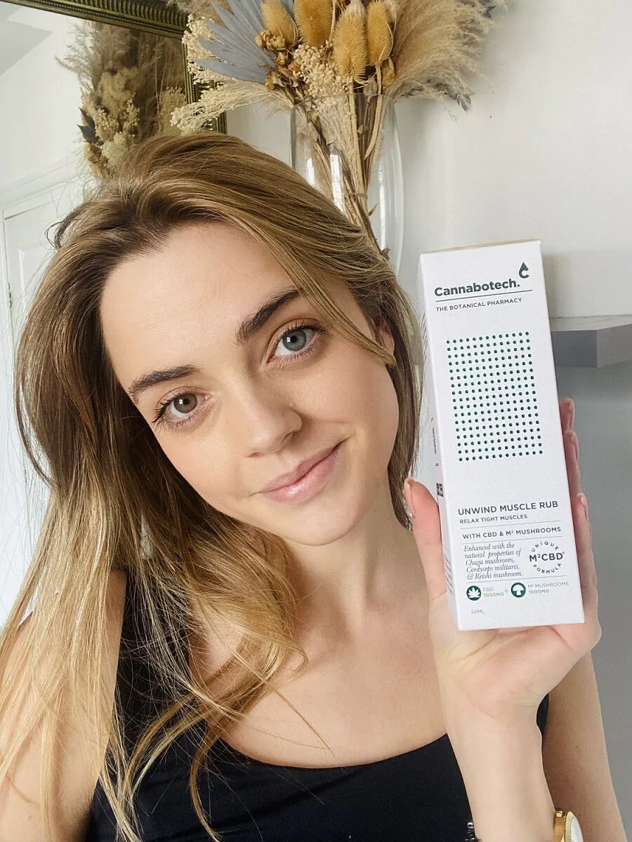 „Cannabotech Unwind“ raumenų balzamas pavargusiems raumenims