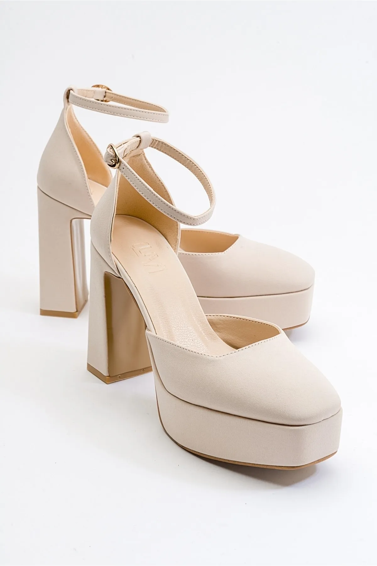 LuviShoes  Damen-Schuhe mit Absatz in Tear-Beige