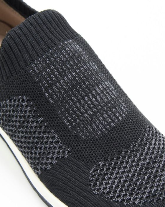 Baskets à enfiler, dessus en maille souple Amortyl