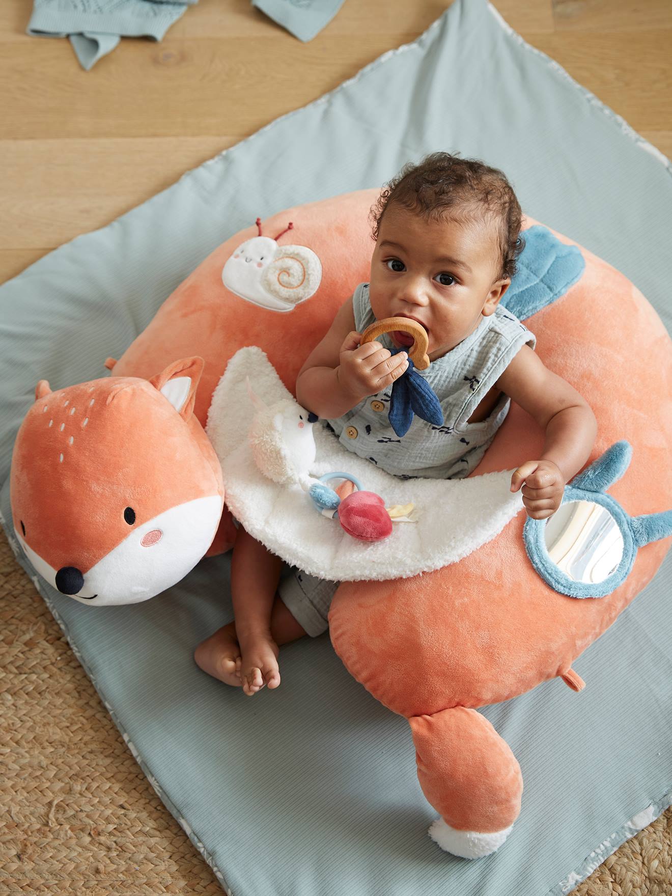 Coussin bébé des découvertes amis de la forêt