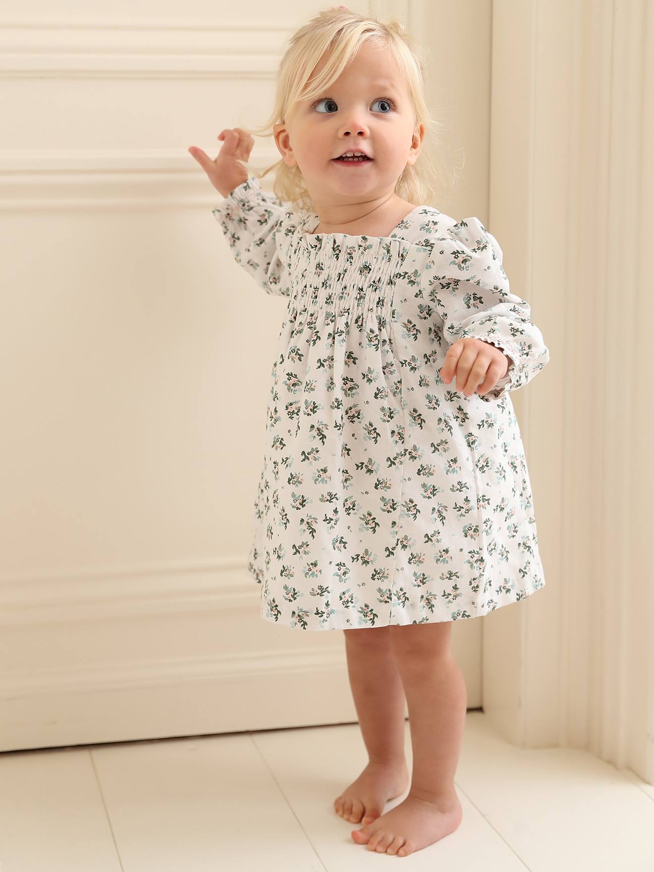 Vertbaudet Gesmoktes Mädchen Baby Kleid - weiß