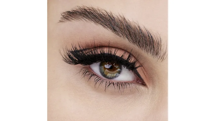 essence LASH LIKE A BOSS false lashes Limitless