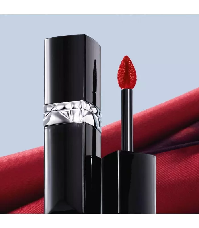 ROUGE DIOR FOREVER LIQUID LACQUER Rouge à lèvres liquide sans transfert - fini brillant ultra-pigmenté