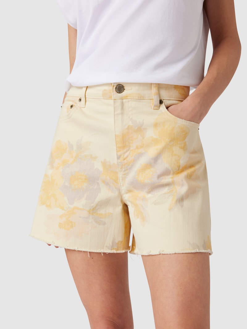 Jeansshorts mit floralem Muster in rosé