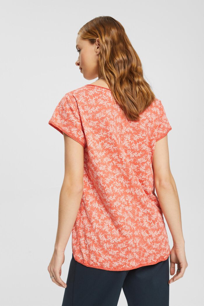 Florales T-Shirt mit Rollkanten