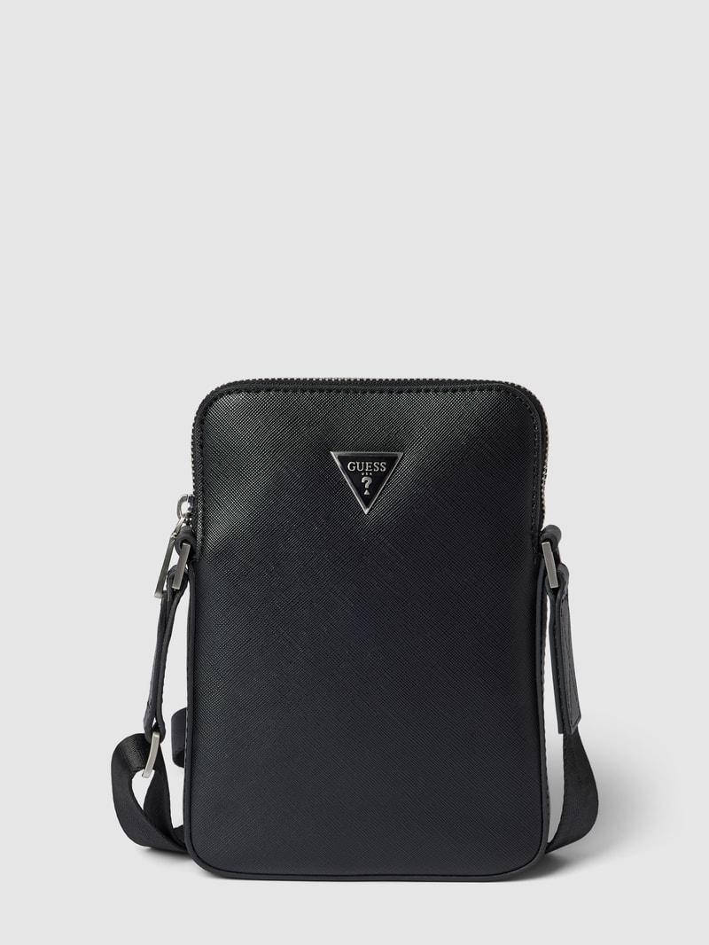 Umhängetasche mit Label-Patch in schwarz