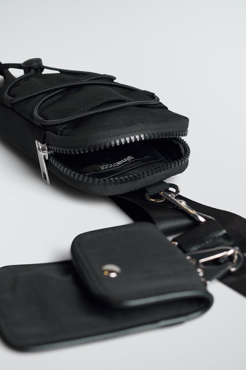 Yaya phone bag