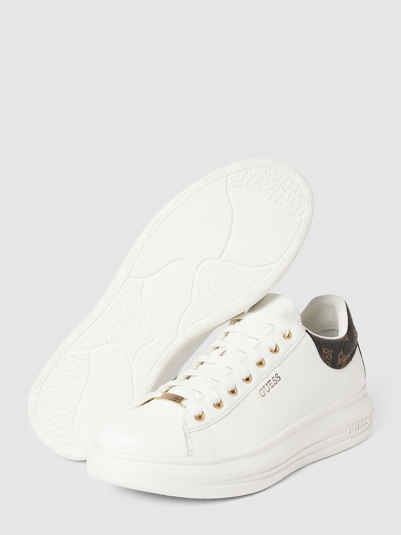 Sneaker mit Label-Print Modell 'VIBO' in weiß