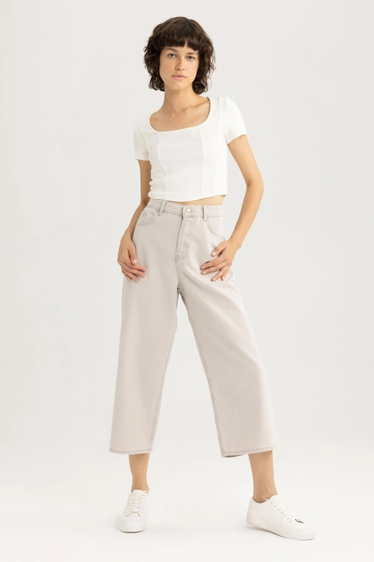DeFacto  Culotte Hohe Taille Knöchellang 100% Baumwolle Jeanshose A3478ax23sm