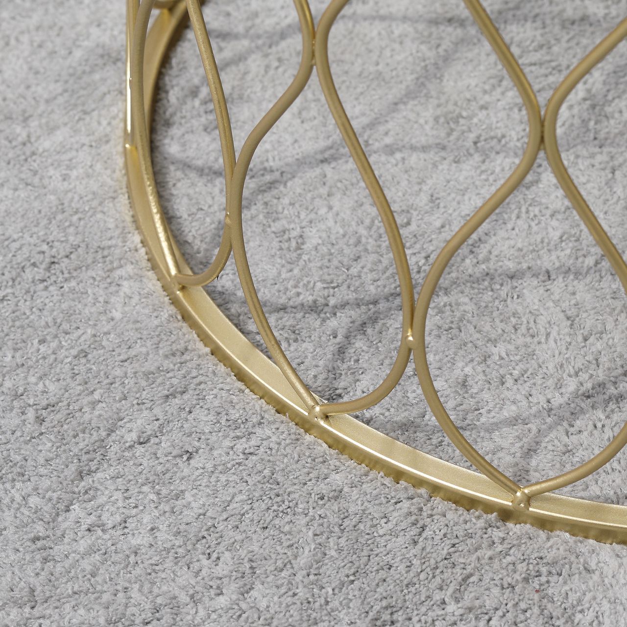 Outsunny 2er-Set Gartentisch Beistelltische Couchtische Retro Drahtkorb Metallkorb Garten Satztisch Gartenmöbel Outdoor Balkon Stahl Gold   Weiß Ø41 x 46 cm