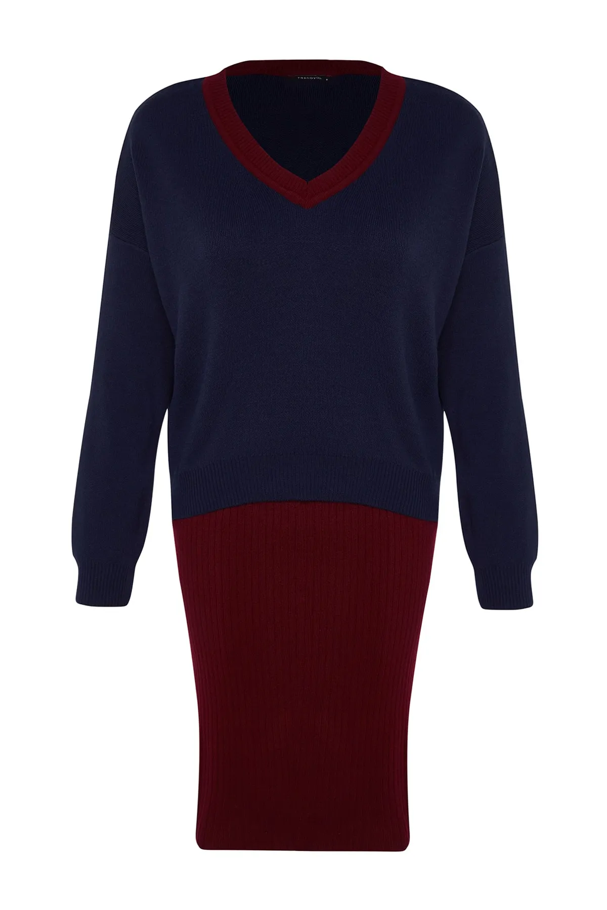 Trendyol Collection  Marineblaues Strickoberteil und -unterteil im weiten Schnitt TWOAW24AU00011