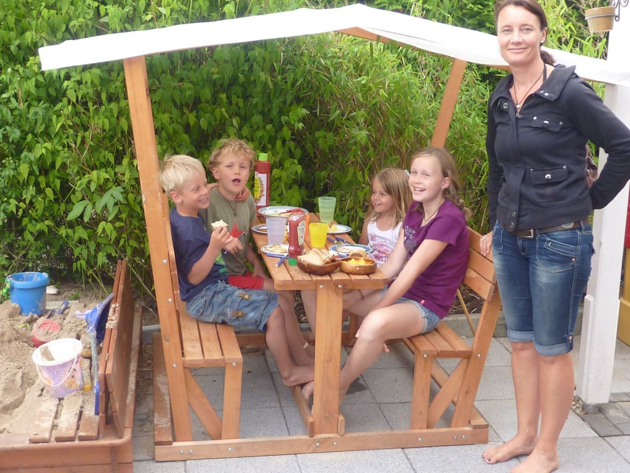 PROMEX Promadino Kinderpavillon Anna