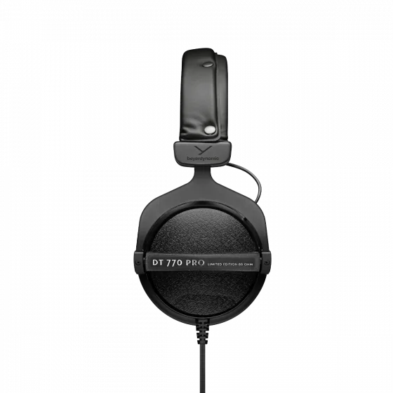 DT 770 PRO Black Edition Referenzkopfhörer für Kontroll- und Monitorzwecke – 80 & 250 Ohm (geschlossen)