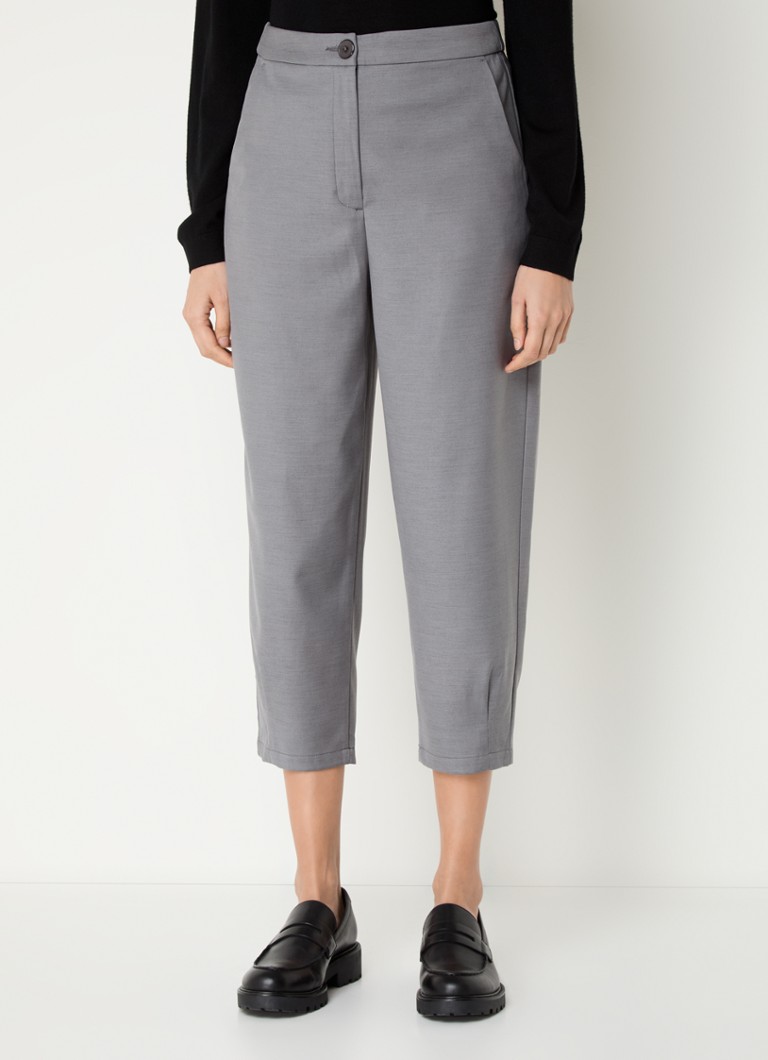 Pantaloni Benetton cu talie înaltă, mulați și crop, confecționați din amestec de lână, cu buzunare laterale.