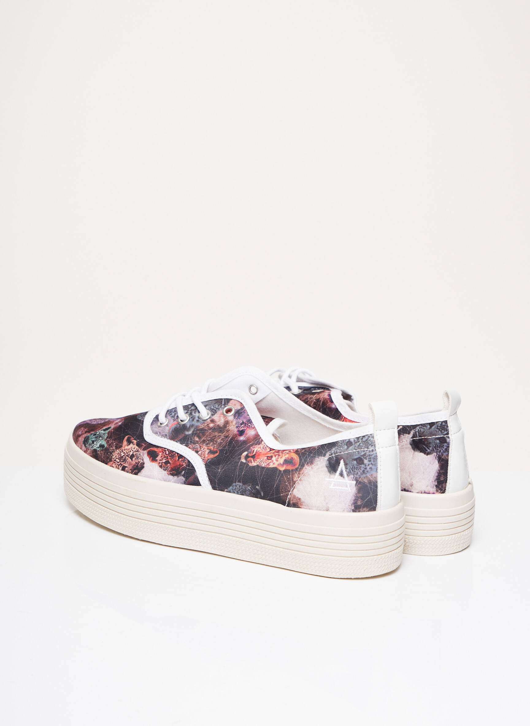 Eleven Paris Baskets Femme couleur blanc